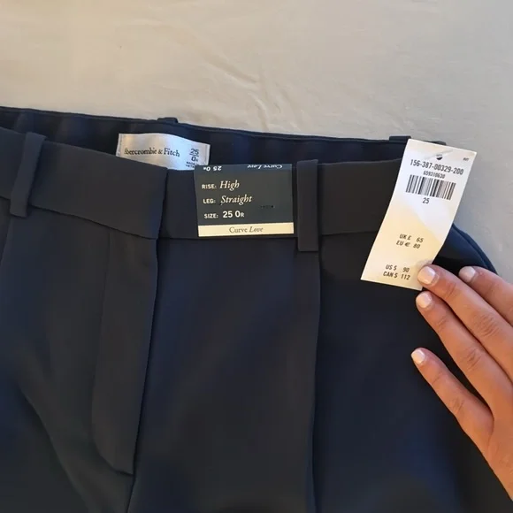 NWT ABERCROMBIE SLOANE PANT - Picture 2 of 3